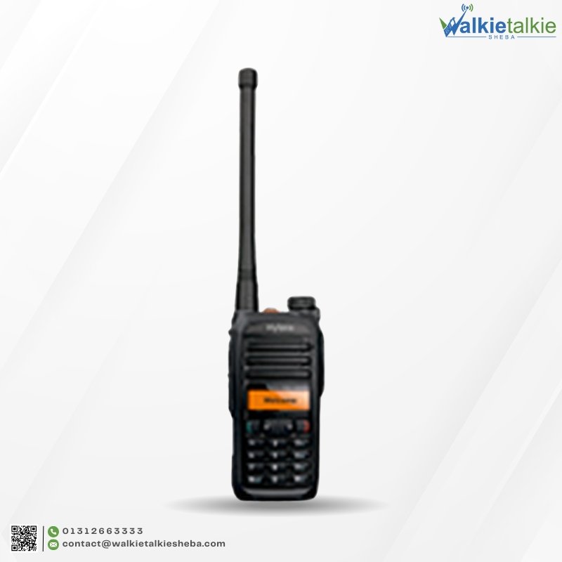 HYT TC-580 walkie talkie commercial two-way radio featuring an LCD display and full numeric keypad for front-panel programming.